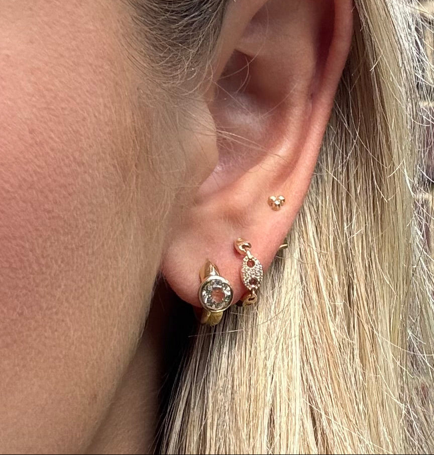 14k Mariner Link Huggies